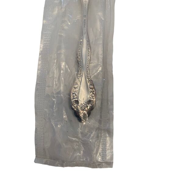 Oneida Rogers 1881 Teaspoon Victorian Classic Silverplate 6 Inch Vintage 1980s - Picture 9 of 10